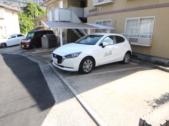 駐車場 パークヒル井口B棟