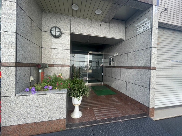 エントランス部分 パームヒルズハラダ