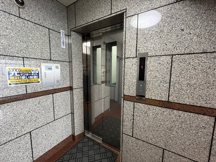 エントランス部分 パームヒルズハラダ