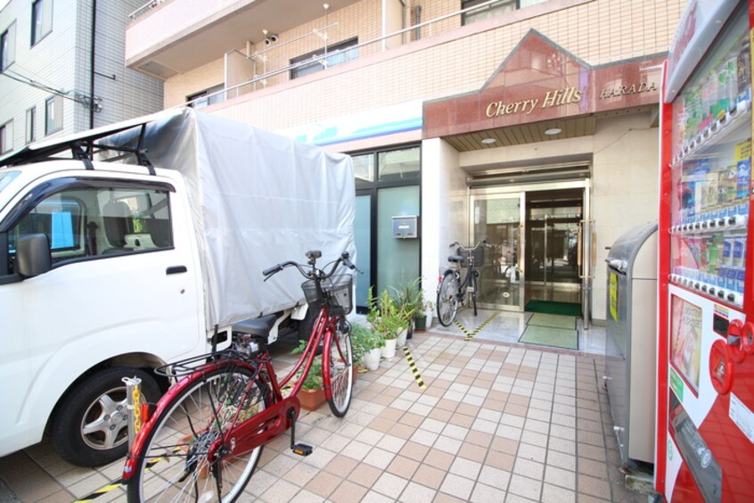 駐輪場 チェリーヒルズハラダ