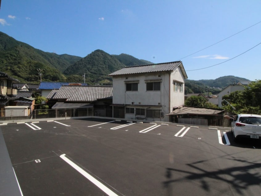 駐車場 マルベリー