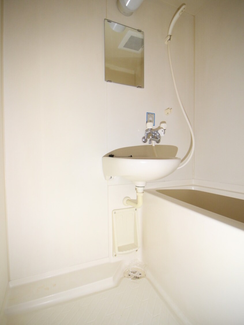 バス／シャワールーム等 サンリバー西蟹屋