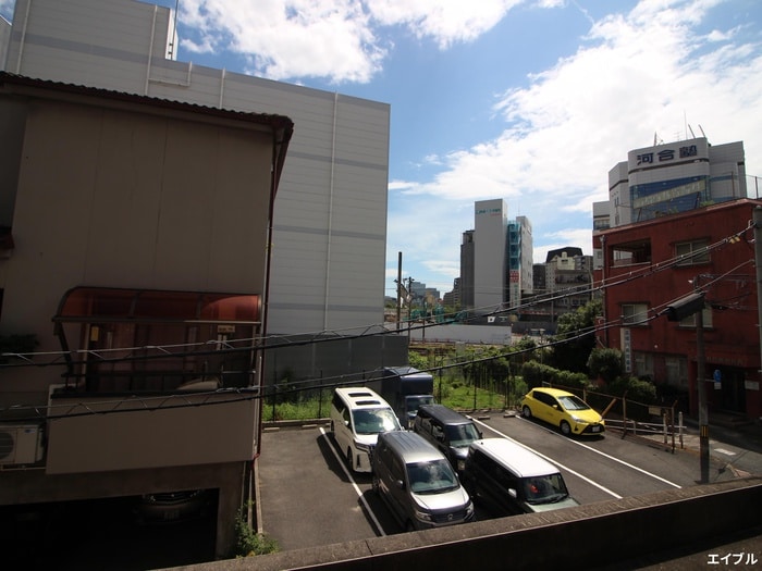 室内からの展望 青木ビル