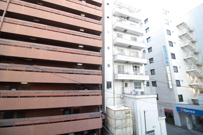 室内からの展望 グラビスコート八丁堀(３０４)