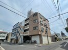 ベル中広の外観