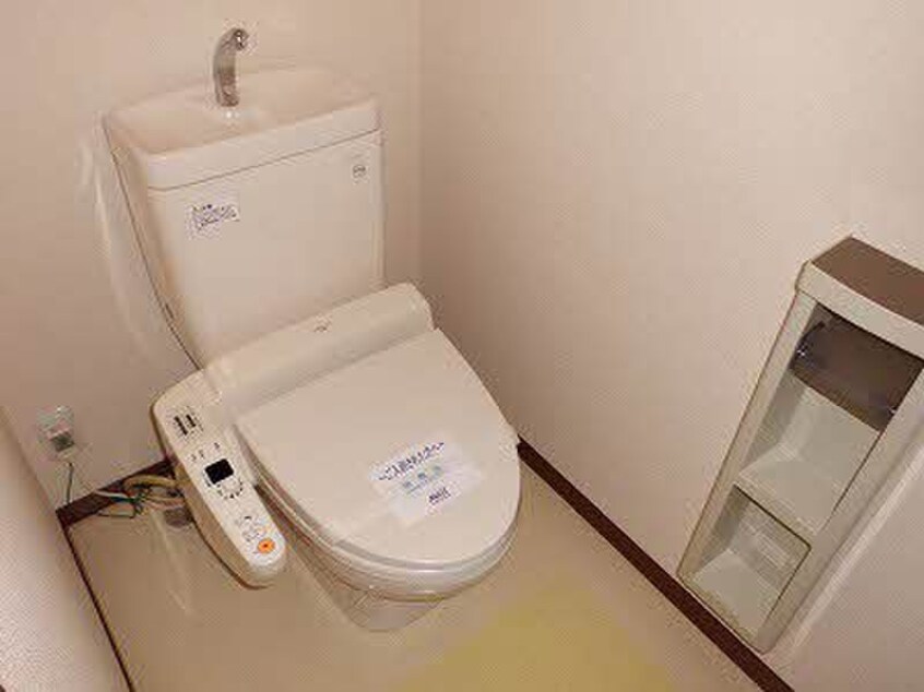 トイレ シャーメゾン平和台ＡＢＣ
