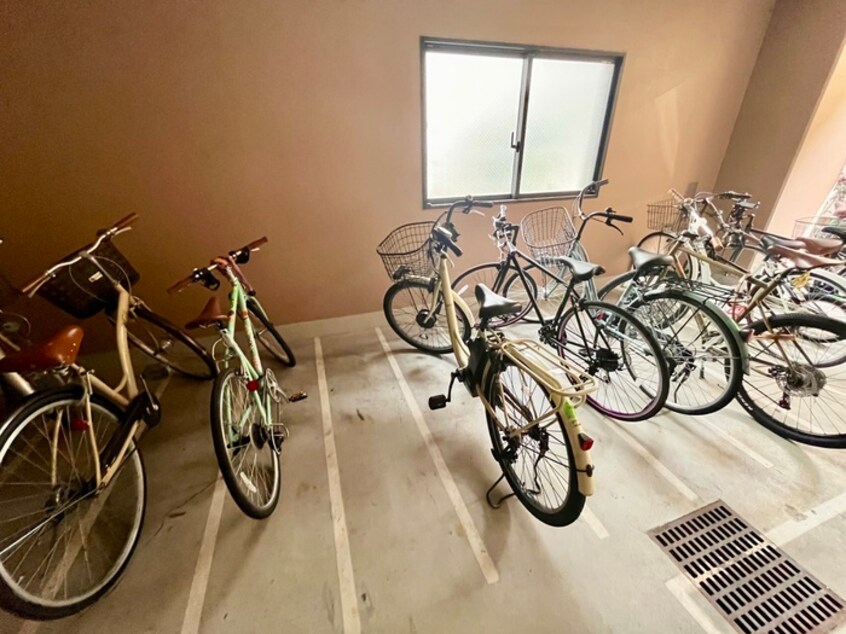 駐輪場 十日市コーワ