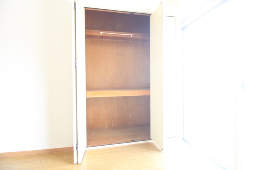 収納 フェニックスハイツ２