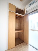収納 フェニックスハイツ２