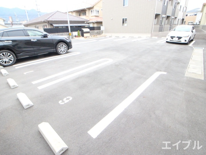 駐車場 クオーレ　コイン通り