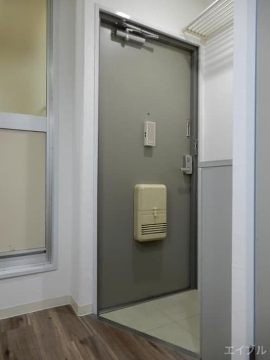 玄関 フジサワビル