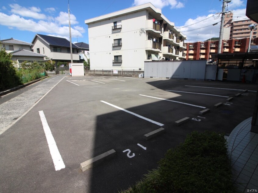 駐車場 ピアシェ－レ山崎