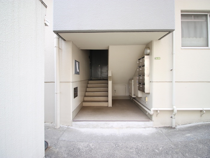 エントランス部分 第３真屋ビル