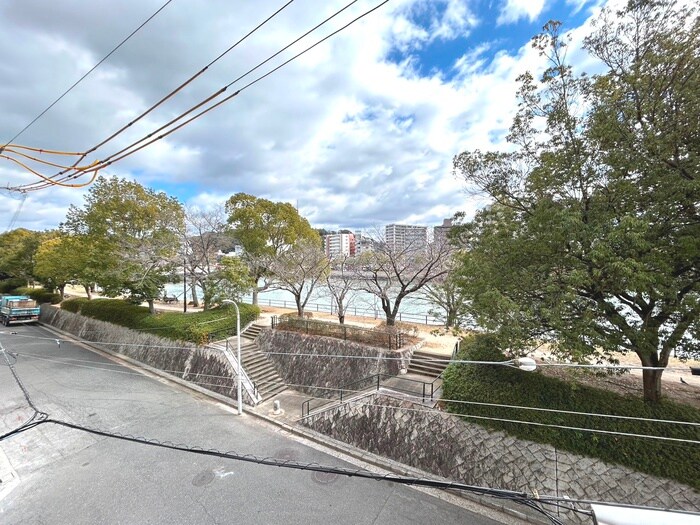 室内からの展望 第１７友建ビル