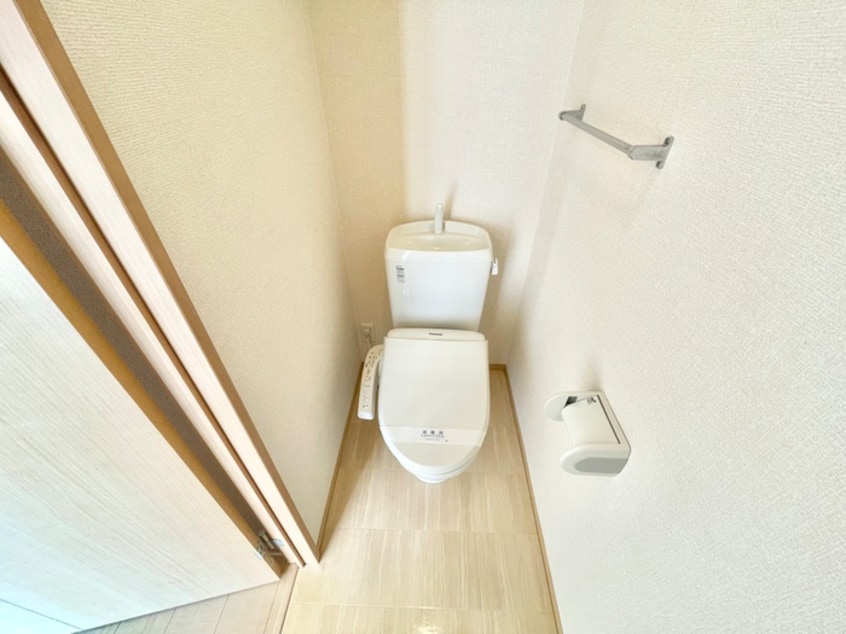 トイレ ルミナスコ－ト