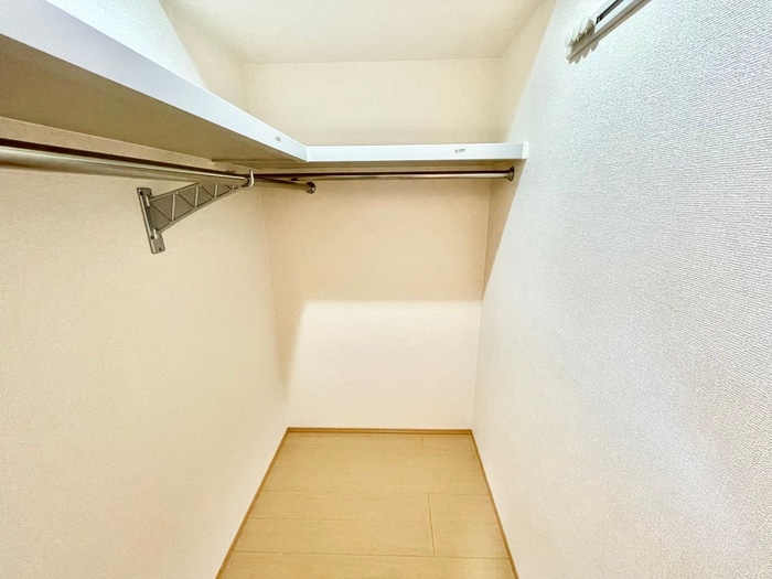 収納 ルミナスコ－ト