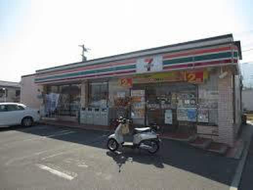 セブンイレブン(コンビニ)まで250m レジデンスＮＮ