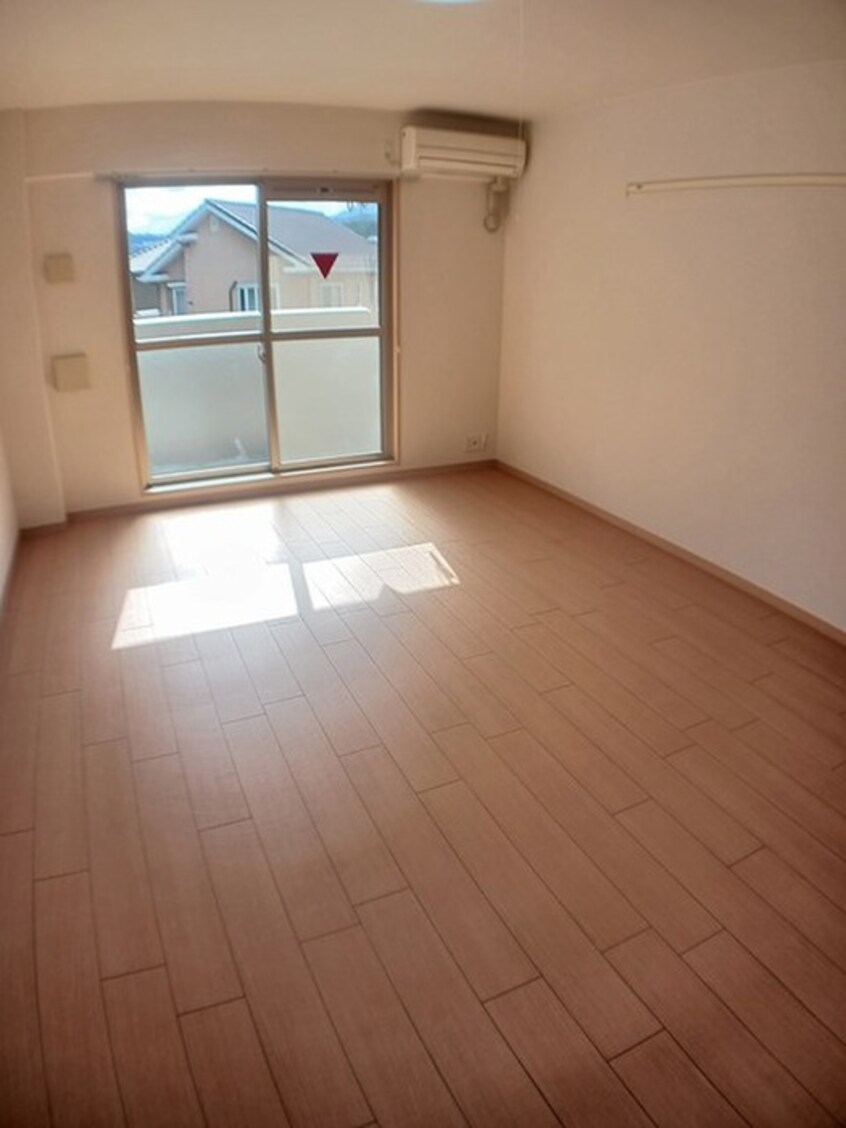 居室 プリマヴェ－ラ大原