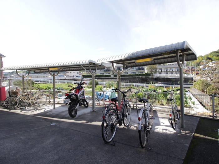 駐輪場 プリマヴェ－ラ大原