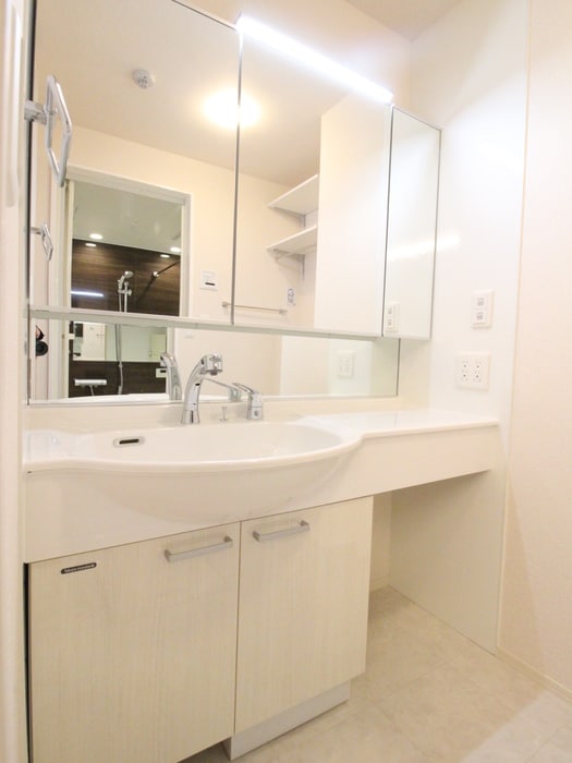 洗面 カーサあき亀山　Ａ棟