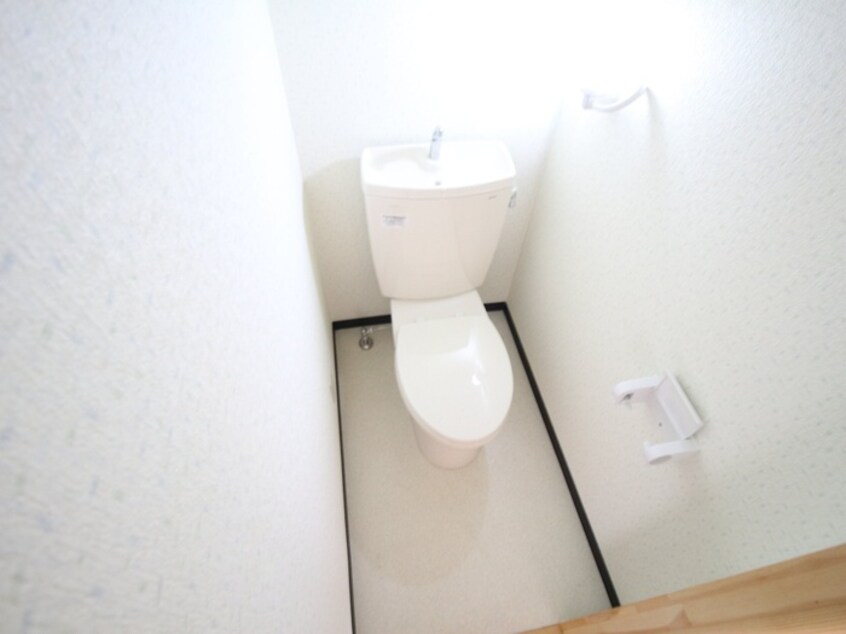トイレ ボナハイツ川野