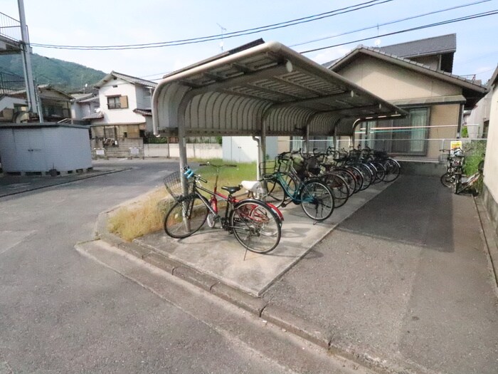 駐輪場 ビレッジハウス中野１号棟