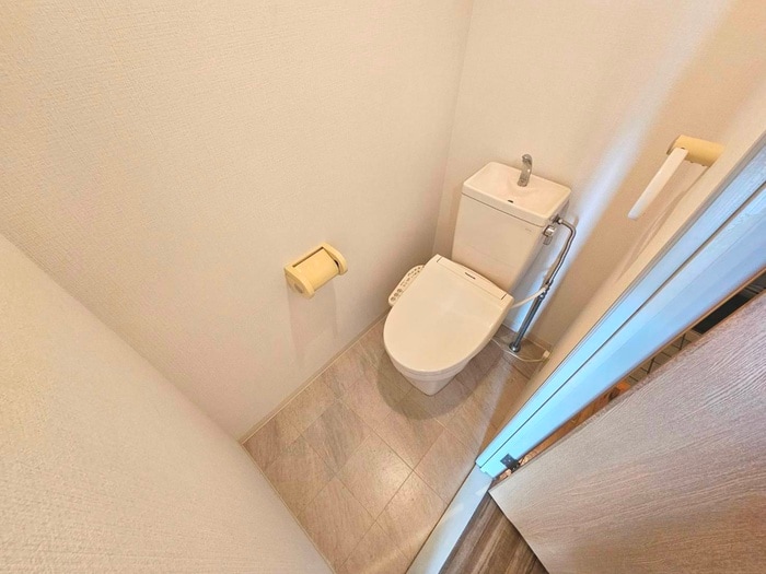 トイレ ＣＲビル