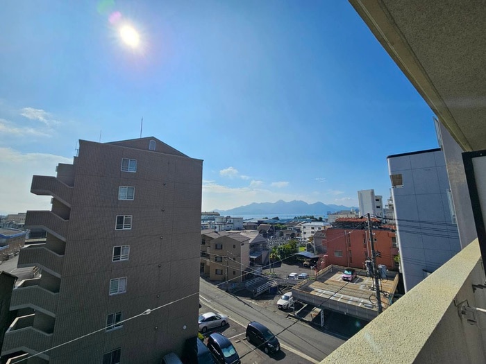 室内からの展望 ＣＲビル