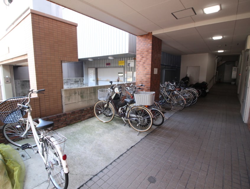 駐輪場 プログレスＹ