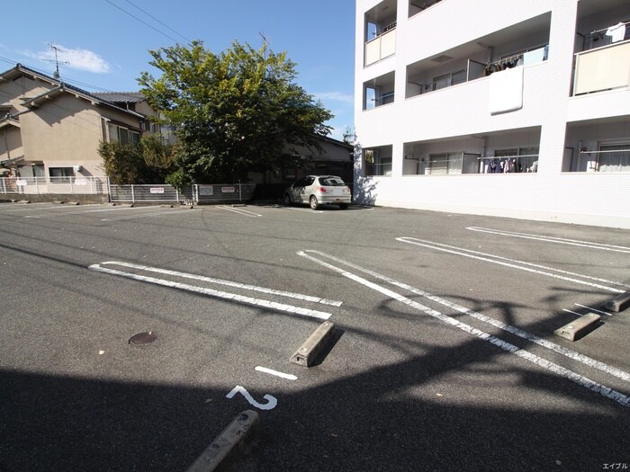 駐車場 コリウス