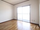 居室 新納マンション