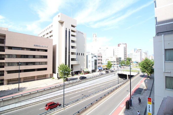 室内からの展望 プロヴァンス宝町