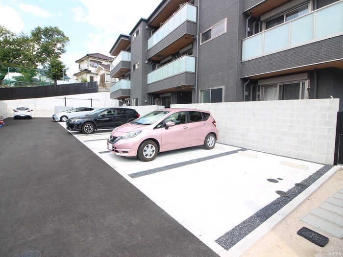 駐車場 ファンコート堀越　弐番館