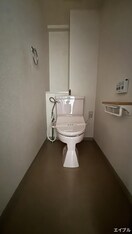 トイレ ロイヤルビュー安芸