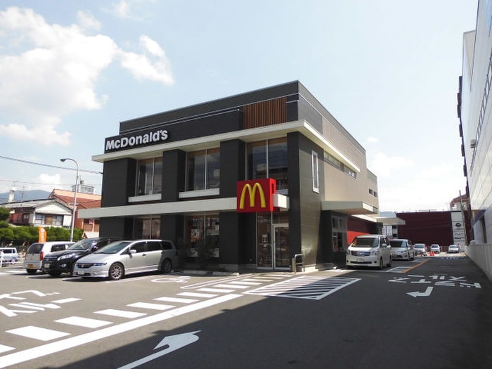 マクドナルド 安芸府中店(ファストフード)まで1800m ツインマンションＯＨＳＡＫＩ