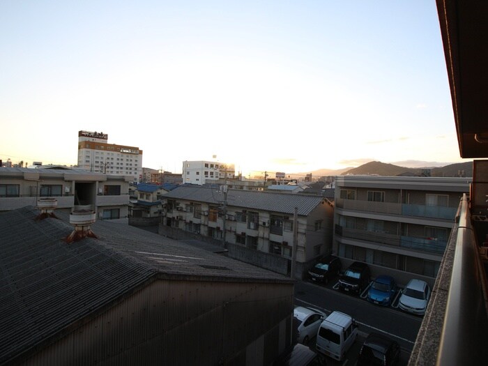 室内からの展望 メゾン山嘉　Ⅱ