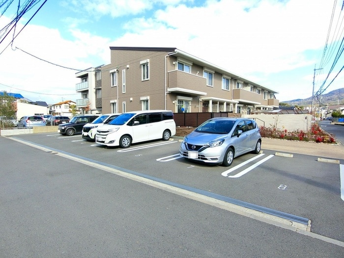 駐車場 レーブコート