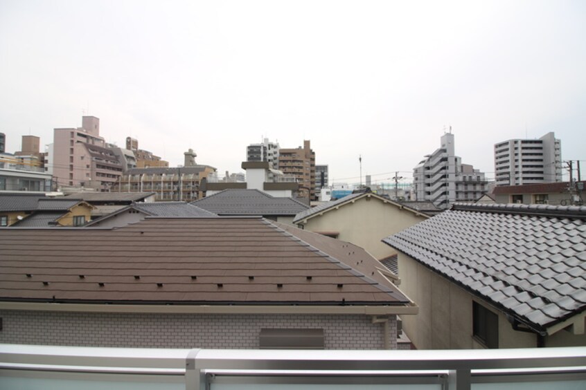 室内からの展望 リブリ・Ｅ．Ｇ．Ｏ