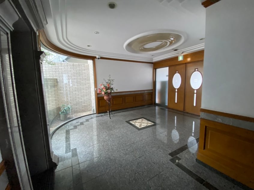 エントランス部分 モア・マリオ平和公園