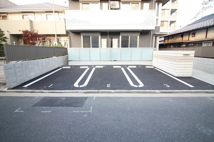 駐車場 Ｌ．ｃｒｅｗ　舟入南