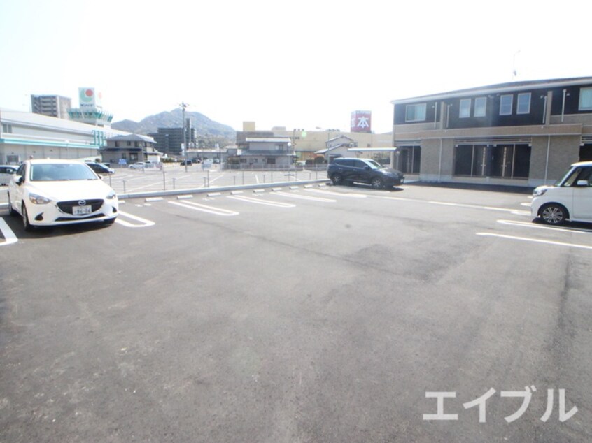 駐車場 グロース　ブルーメ　B