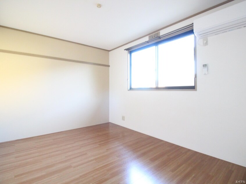 居室 サンガーデン西山本Ｂ棟