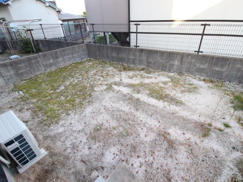 ベランダ・バルコニー サンガーデン西山本Ｂ棟