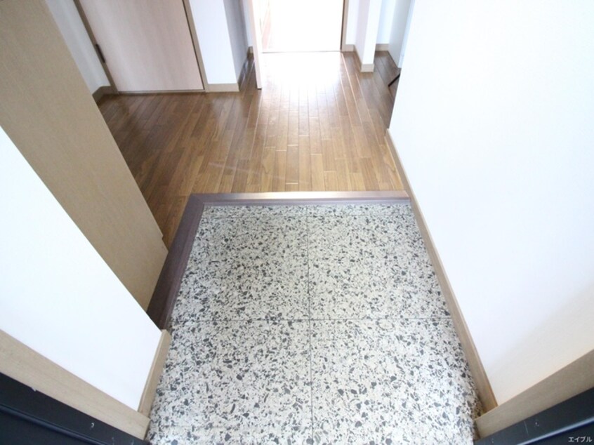 玄関 サンガーデン西山本Ｂ棟