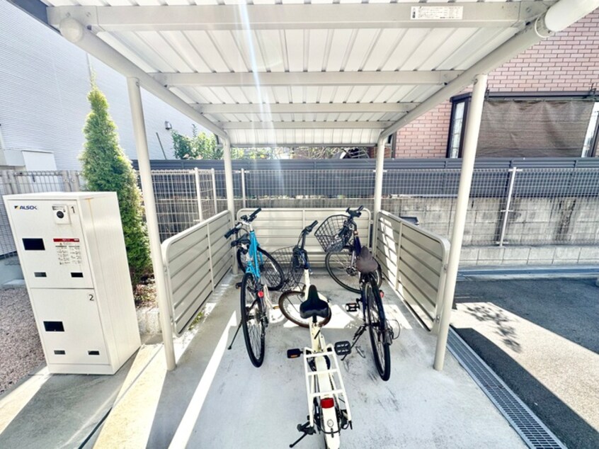 駐輪場 ラシック祇園