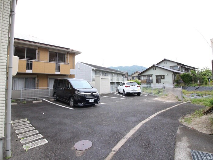 駐車場 メゾンドカレン