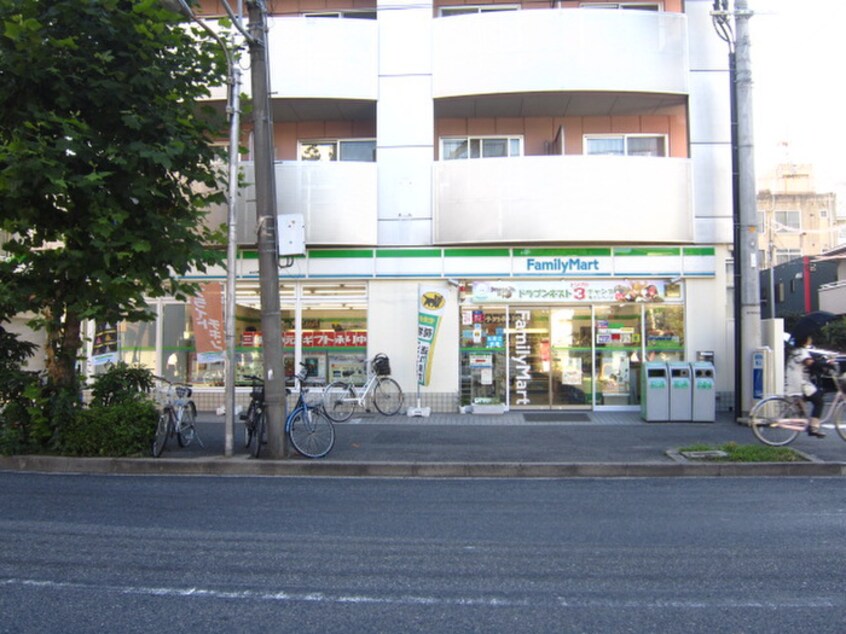 ファミリーマート横川町二丁目店(コンビニ)まで300m エクセル横川