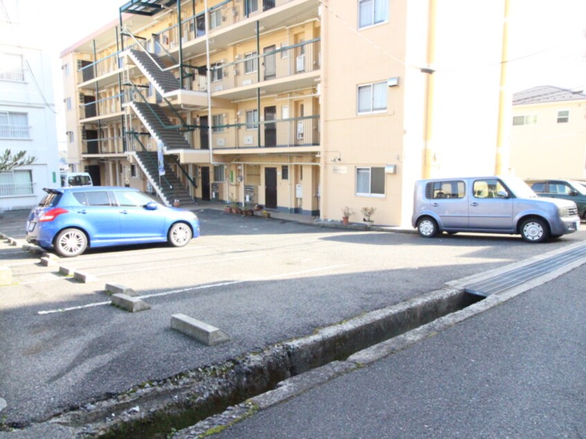 駐車場 細田山ビル