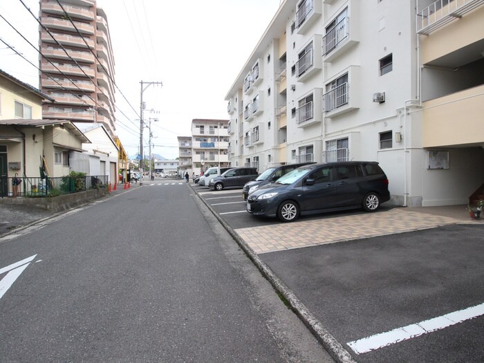 駐車場 新宅第１マンション