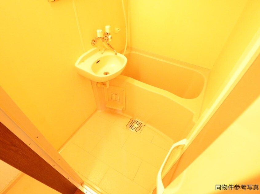 バス／シャワールーム等 グレ－スクリア前空